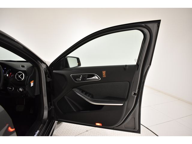 MERCEDES BENZ A class