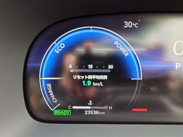 CROWN sedan hybrid