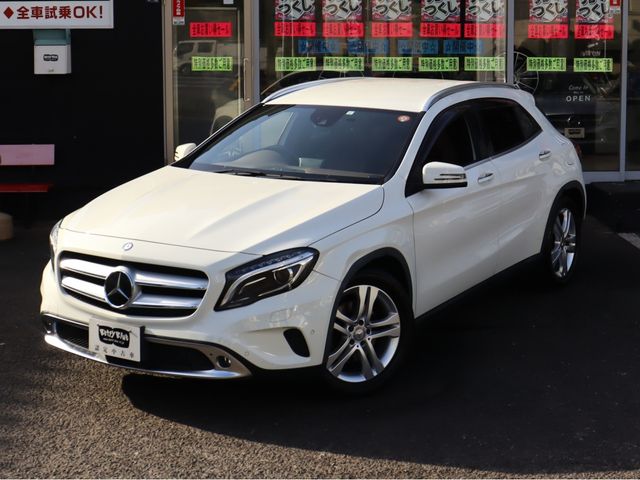 MERCEDES BENZ GLA class