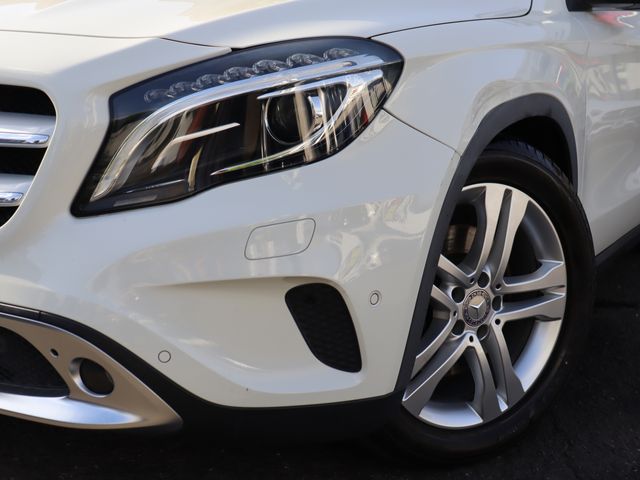 MERCEDES BENZ GLA class