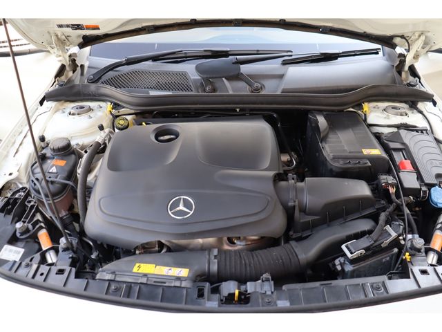 MERCEDES BENZ GLA class