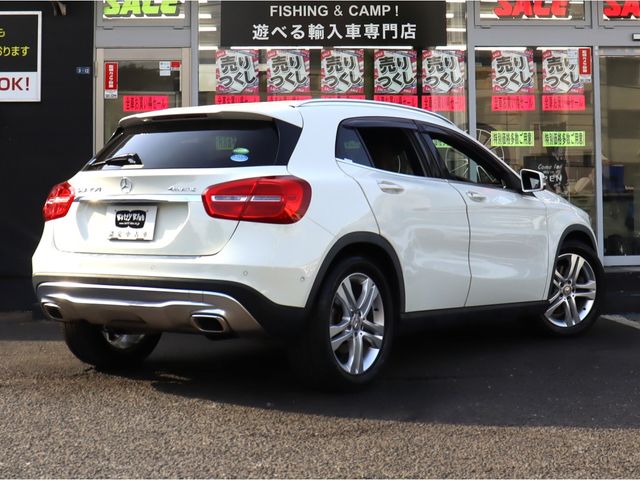 MERCEDES BENZ GLA class