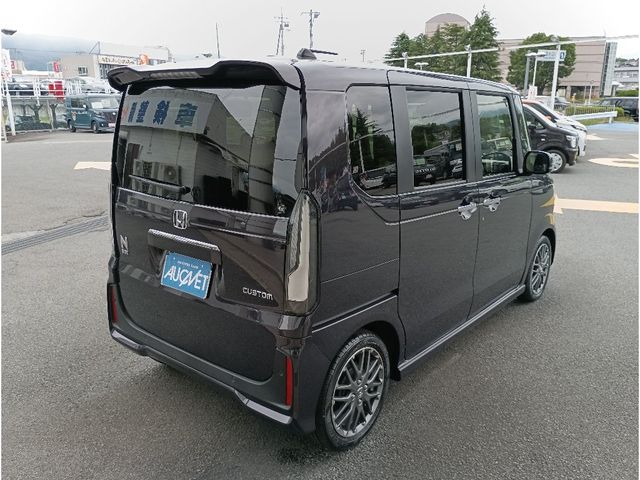 N BOX CUSTOM