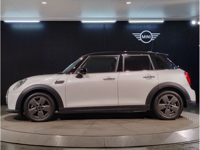 MINI COOPER D 5DOOR