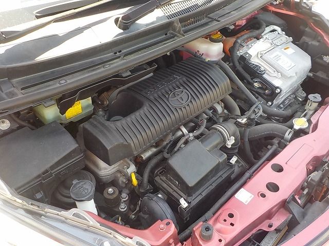 SIENTA HYBRID