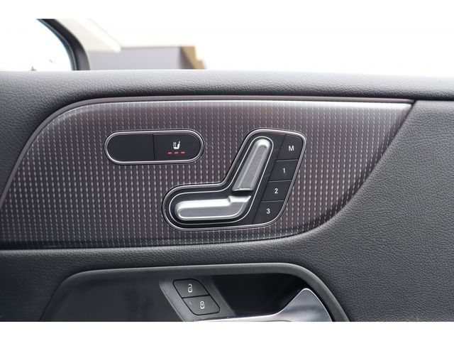 MERCEDES BENZ B class
