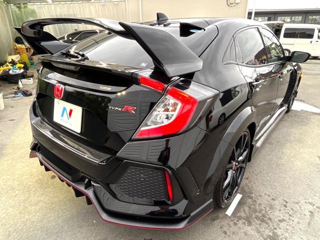 CIVIC hatchback