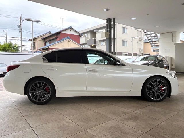 SKYLINE