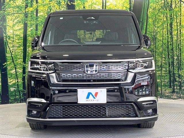 STEPWAGON e:HEV SPADA
