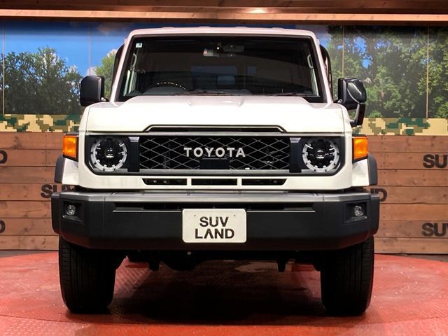 LANDCRUISER 70