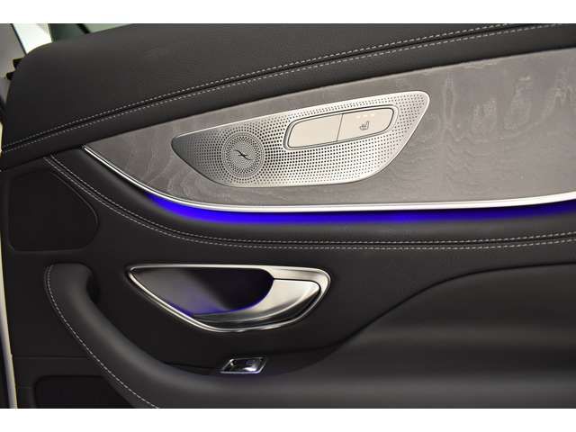 MERCEDES BENZ CLS class