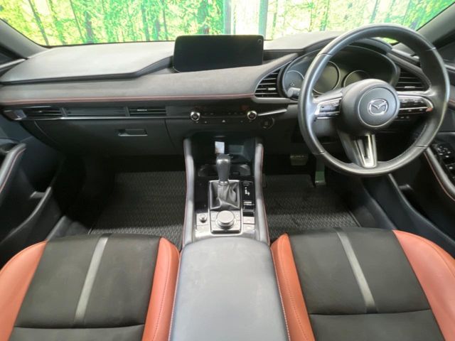 MAZDA3 FASTBACK