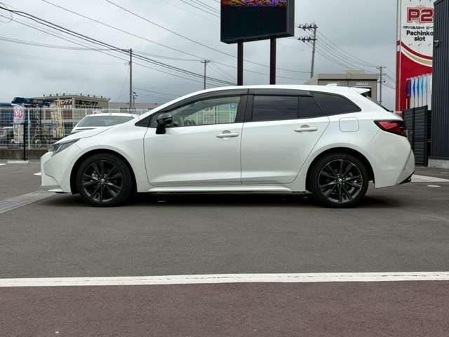 COROLLA TOURING HYBRID 4WD