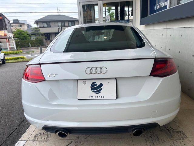 AUDI TT coupe