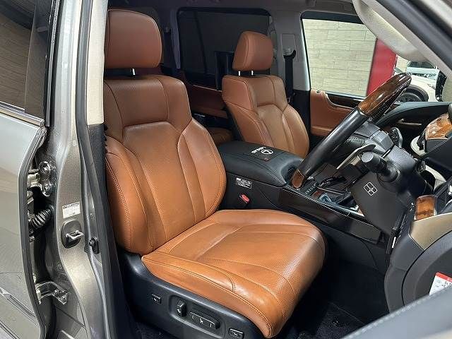 LEXUS LX570 AWD