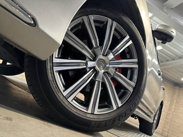 LEXUS LX570 AWD