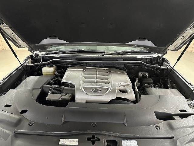 LEXUS LX570 AWD