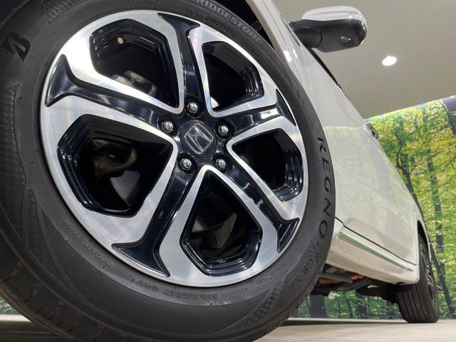 VEZEL HYBRID 4WD