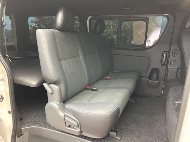 HIACE van 2WD