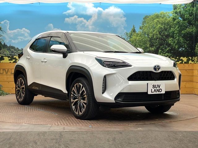 YARIS CROSS HYBRID
