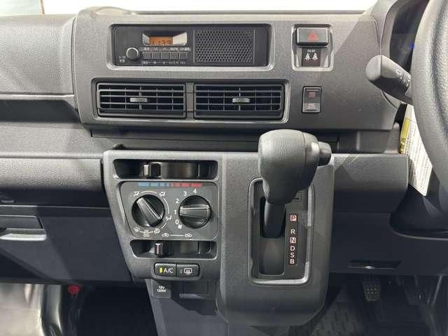 SAMBAR van 4WD