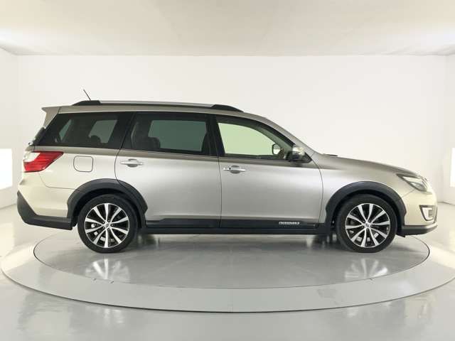 EXIGA CROSSOVER 7