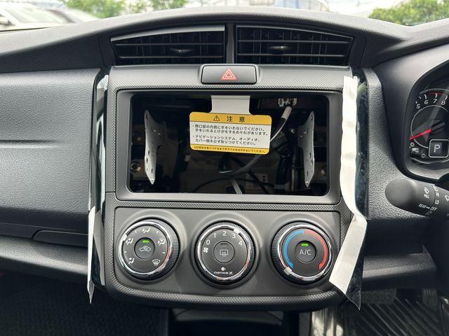 COROLLA AXIO