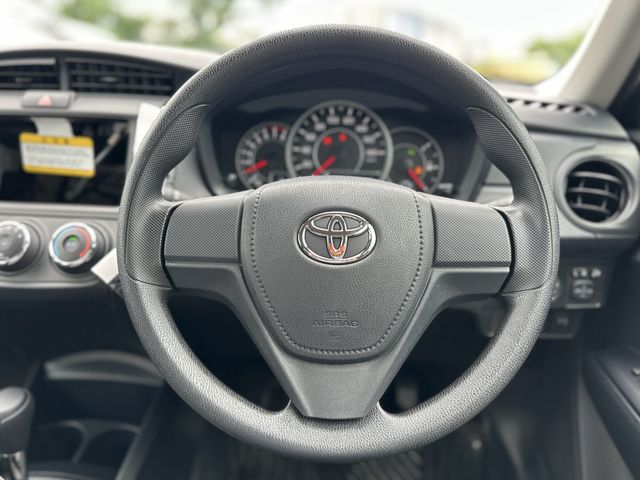 COROLLA AXIO