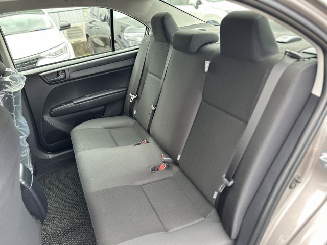 COROLLA AXIO