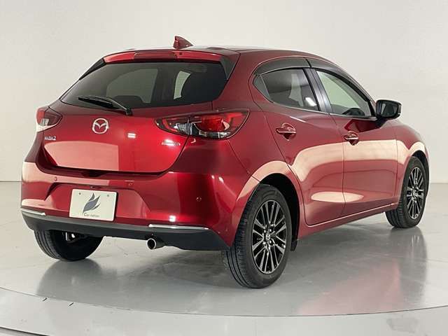MAZDA2