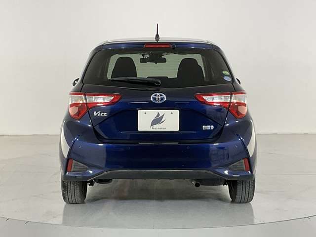 VITZ HYBRID