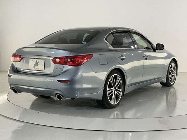 SKYLINE HYBRID 4WD