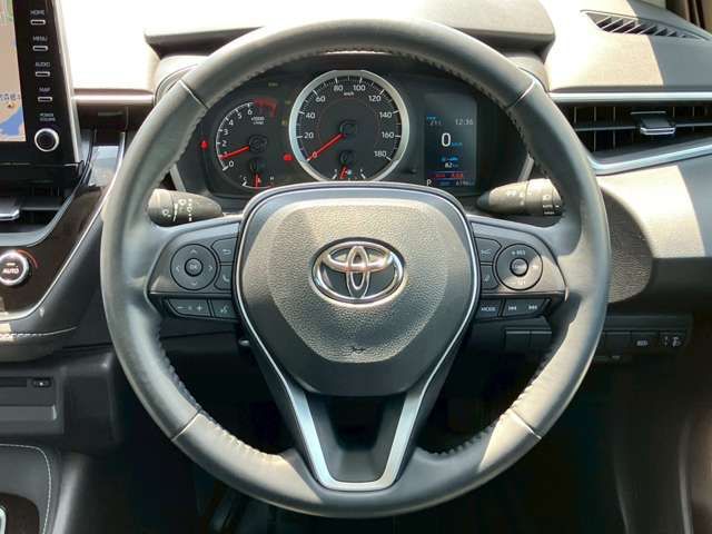 COROLLA sedan