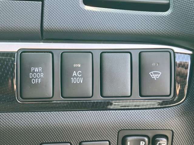 ESTIMA HYBRID 4WD