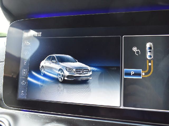 MERCEDES BENZ E class sedan