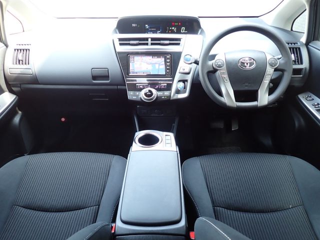PRIUS Alpha