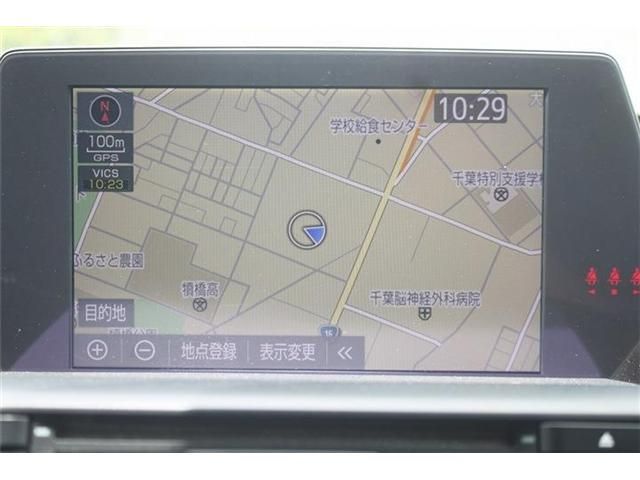 CROWN sedan hybrid
