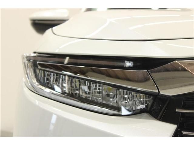 INSIGHT sedan