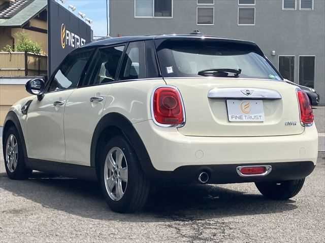 BMW MINI COOPER 5DOOR