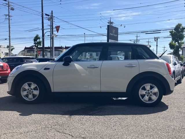 BMW MINI COOPER D 5DOOR