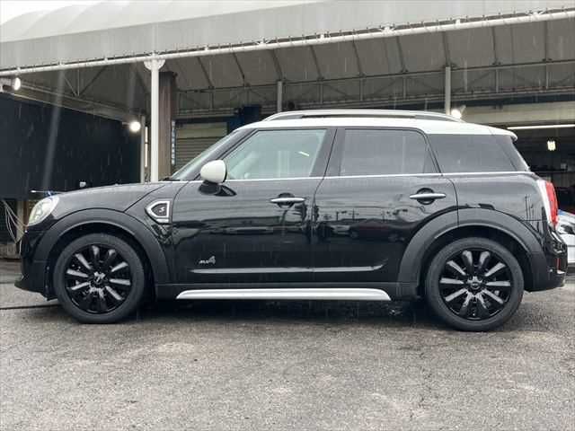 BMW MINI COOPER SD CROSSOVER