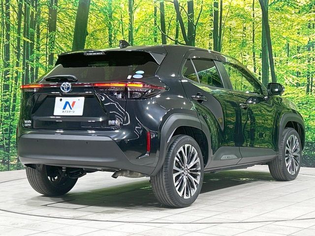 YARIS CROSS HYBRID