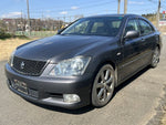 CROWN sedan