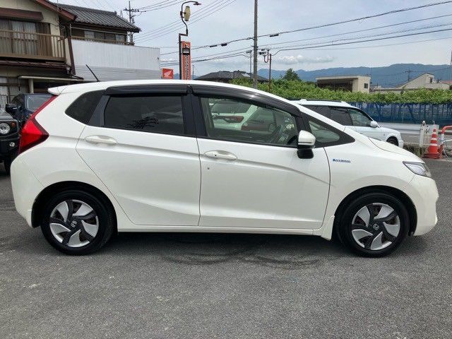 FIT HYBRID