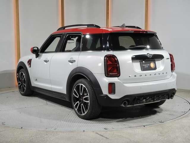 MINI CROSSOVER
