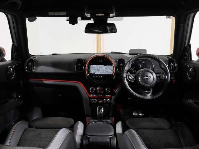 MINI CROSSOVER