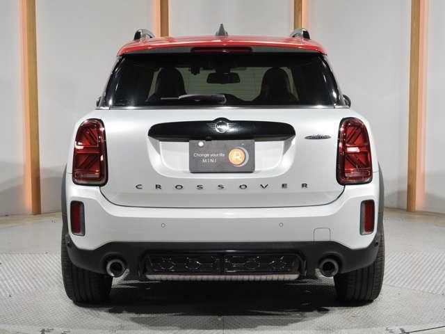 MINI CROSSOVER