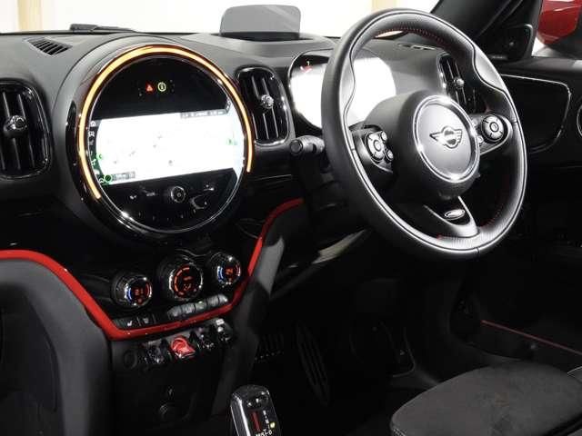 MINI CROSSOVER