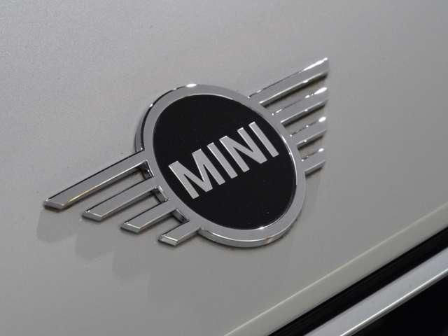 MINI CROSSOVER