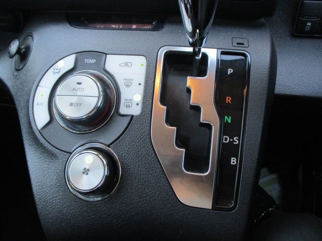 SIENTA 4WD
